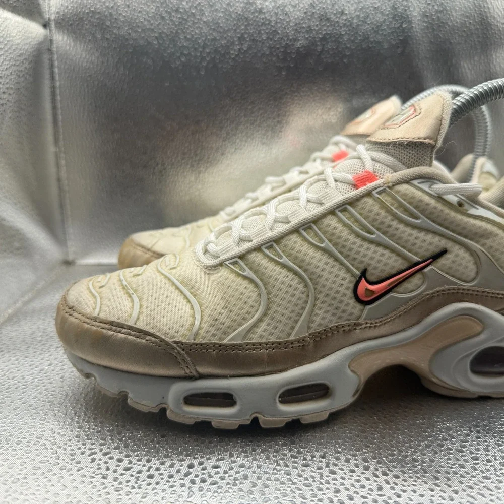 Size 6 Nike Air Max Plus Light Orewood Brown Womens Sneaker Shoes‎ CJ9980-100